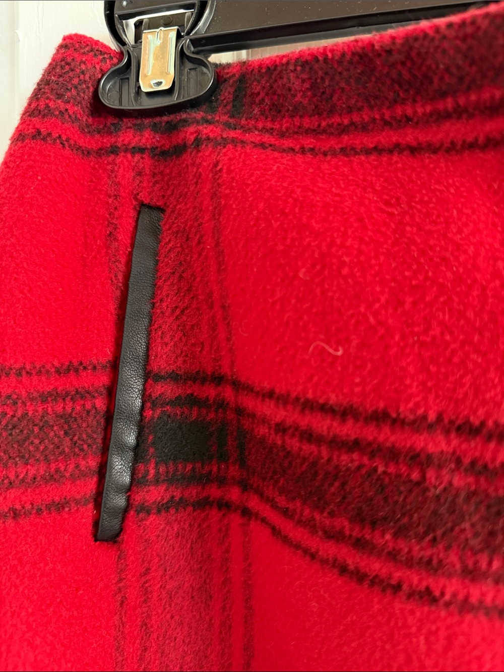 Talbots Red and Black Plaid Pencil Skirt size 4P - Picture 4 of 8